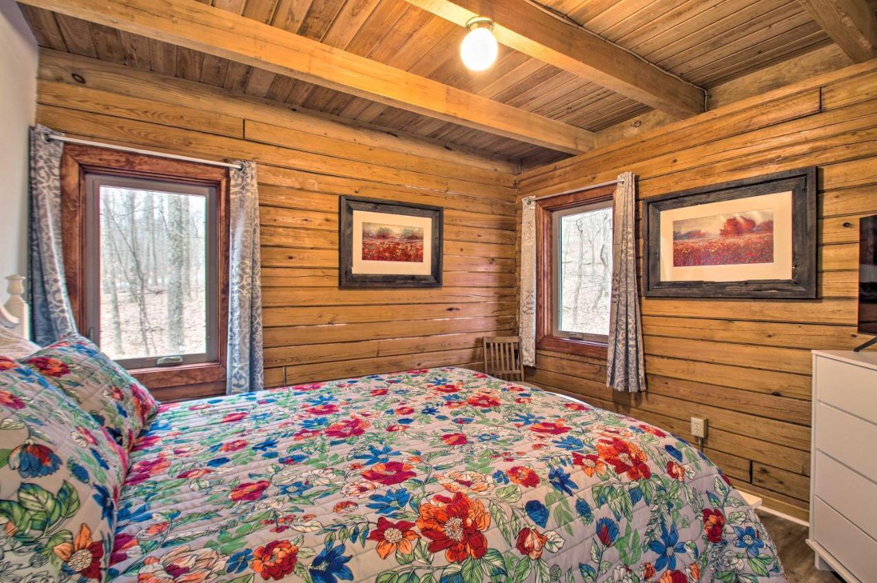 Wintergreen Home With Deck - Near Skiing And Hiking! エクステリア 写真