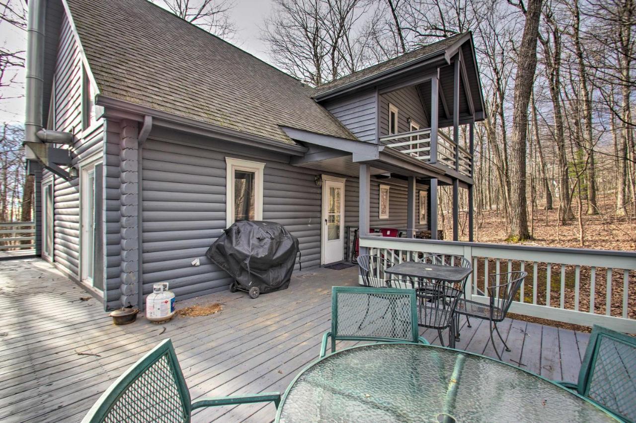 Wintergreen Home With Deck - Near Skiing And Hiking! エクステリア 写真